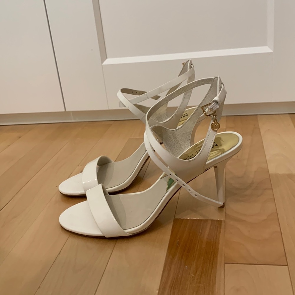 Micheal Kors White Heels